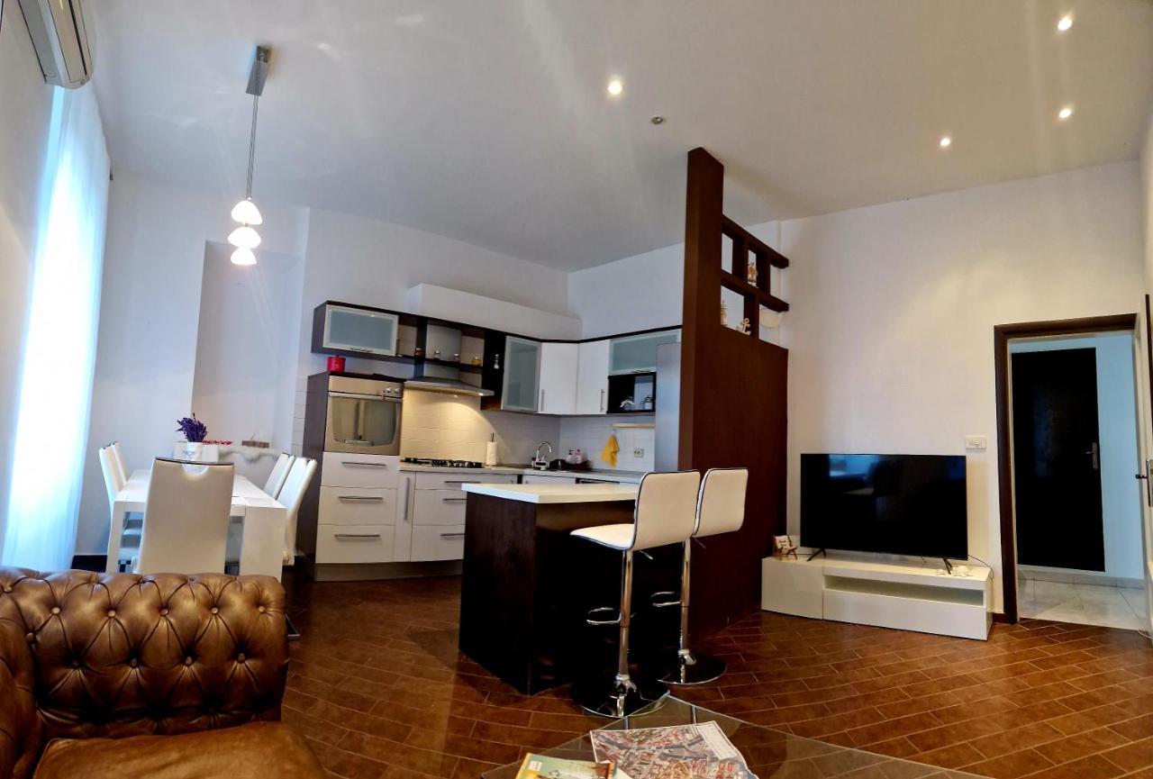 Queen Of Stay - Apartment Lili Rijeka Bagian luar foto